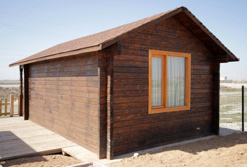 Casa pré-moldada de madeira ilustra post sobre diversidade na construção e casas pré-moldadas