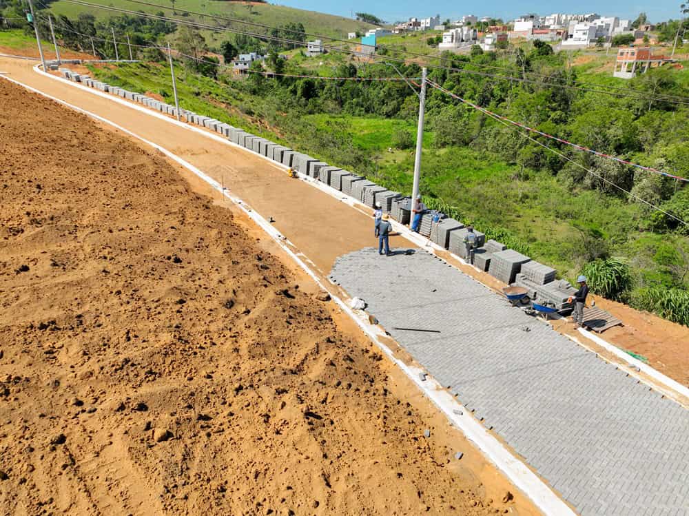 Vista aérea das obras do Residencial Soma Belavitta, em Aracruz.